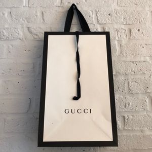FLASH SALE Gucci shopping bag